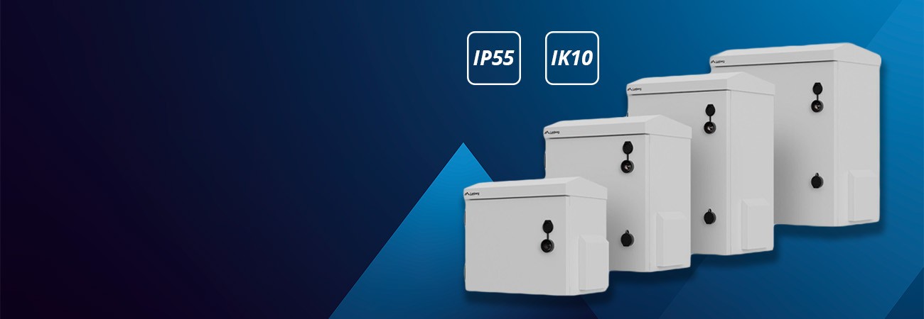 Новые 10-дюймовые стоечные шкафы с классом защиты IP 55