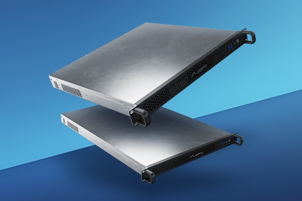 Три серверных шкафа RACK 19″ 1U